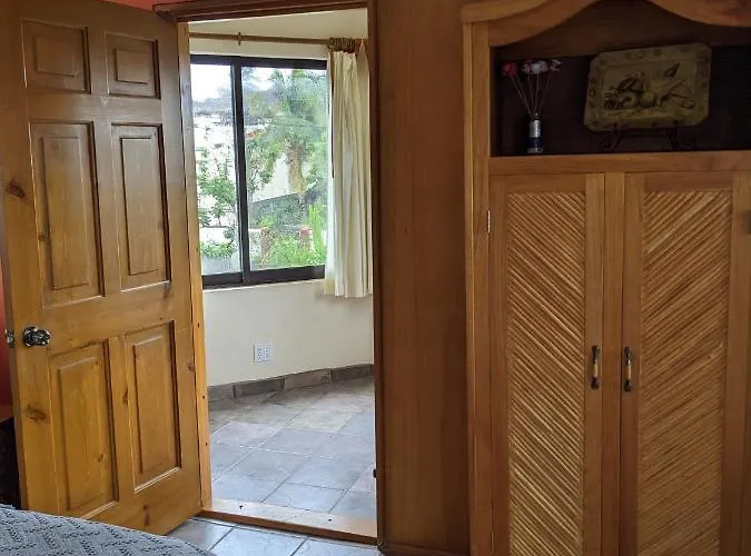 Hacienda De Palmas Bed & Breakfast *