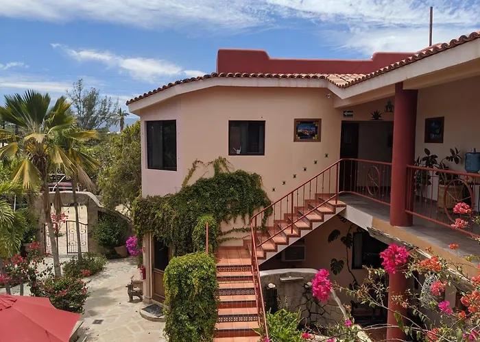 Hacienda De Palmas *